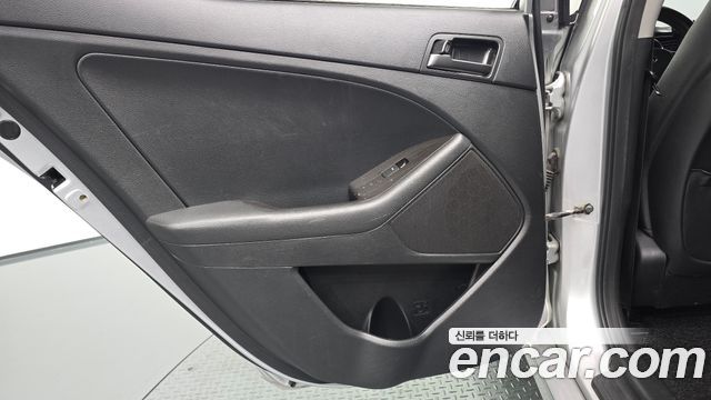 Kia K5 2013 — photo 15