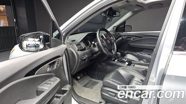 Honda Pilot 2017 — photo 10