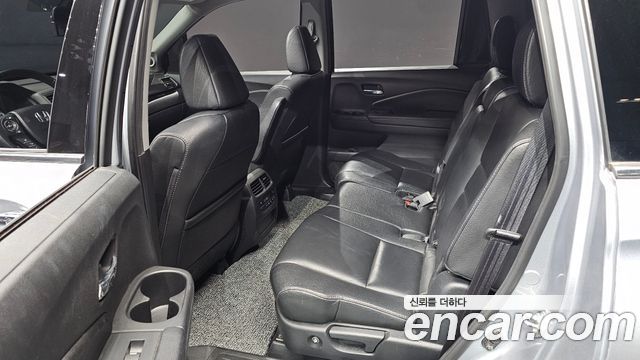 Honda Pilot 2017 — photo 11
