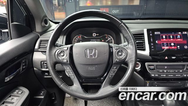 Honda Pilot 2017 — photo 12