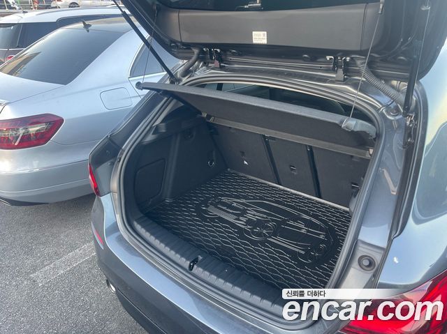 BMW 1-Series 2021 — photo 15
