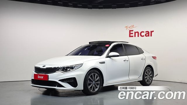 Kia K5 2019 — photo 1
