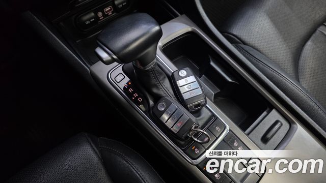 Kia K5 2019 — photo 12