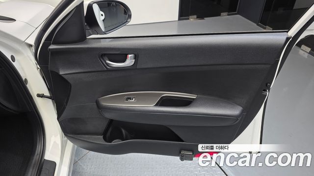 Kia K5 2019 — photo 15