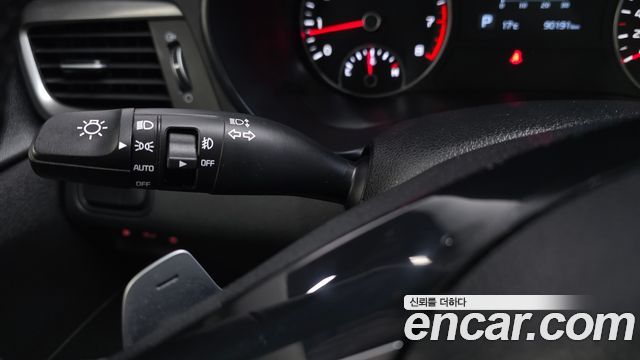 Kia K5 2019 — photo 28
