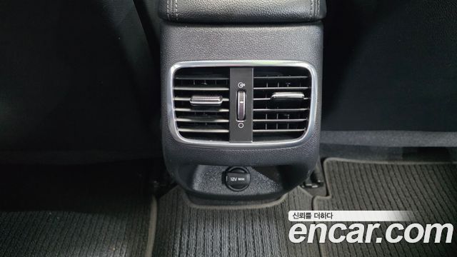 Kia K5 2019 — photo 30