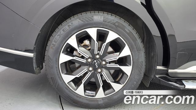 Kia Canival 2022 — photo 5