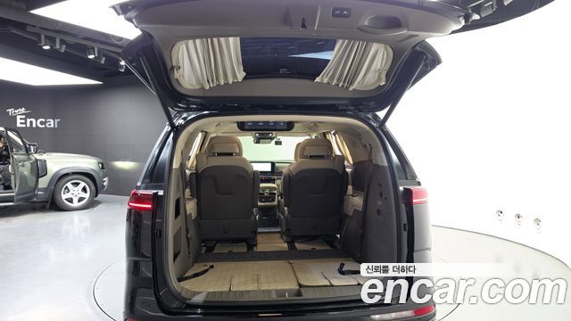 Kia Canival 2022 — photo 20