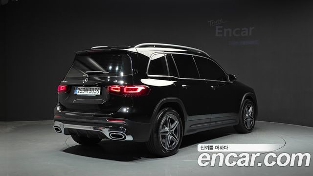 Mercedes-Benz GLB-Class 2020 — photo 2