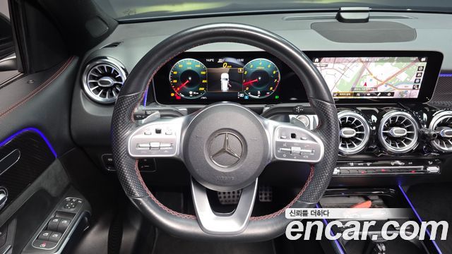 Mercedes-Benz GLB-Class 2020 — photo 20
