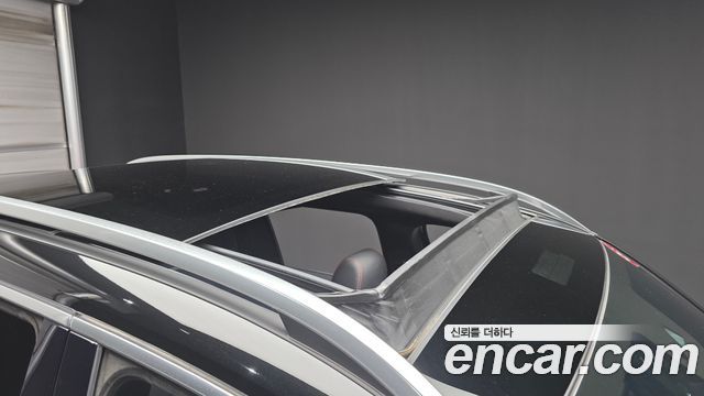Mercedes-Benz GLB-Class 2020 — photo 28