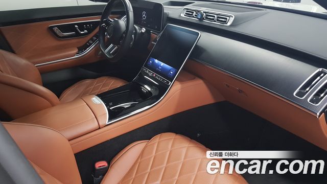 Mercedes-Benz S-Class 2023 — photo 9