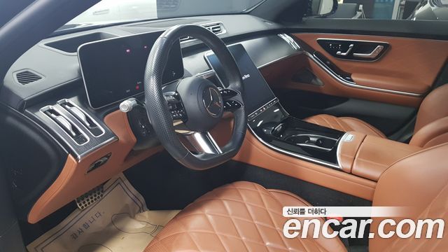 Mercedes-Benz S-Class 2023 — photo 13