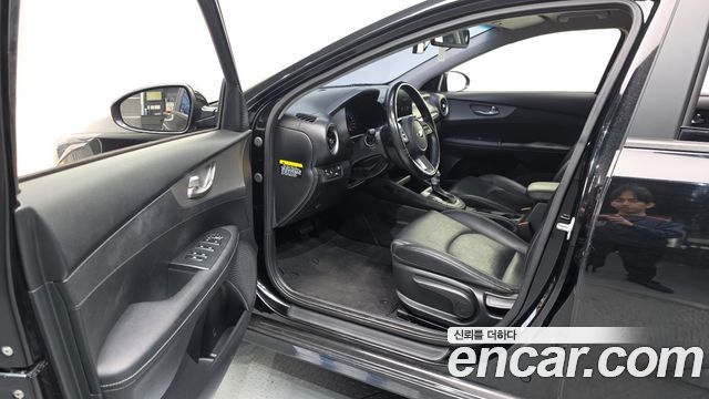 Kia K3 2020 — photo 13