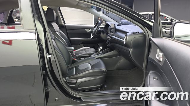 Kia K3 2020 — photo 17