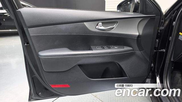 Kia K3 2020 — photo 14