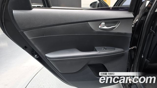 Kia K3 2020 — photo 15