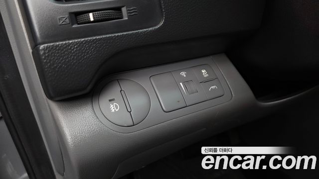 Hyundai Starex 2016 — photo 15