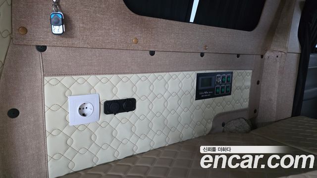Hyundai Starex 2016 — photo 18