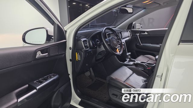 Kia Sportage 2018 — photo 13