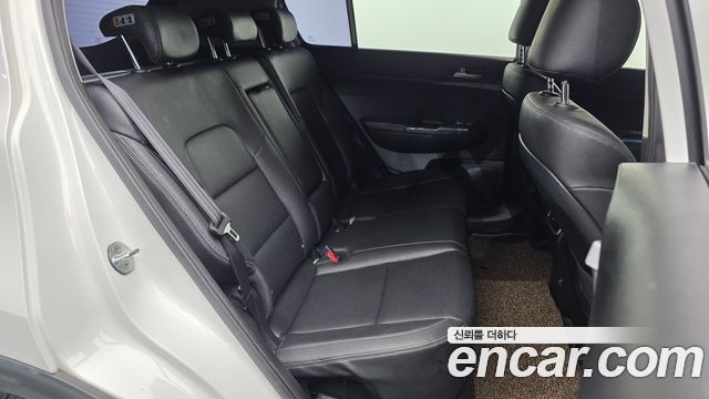 Kia Sportage 2018 — photo 18