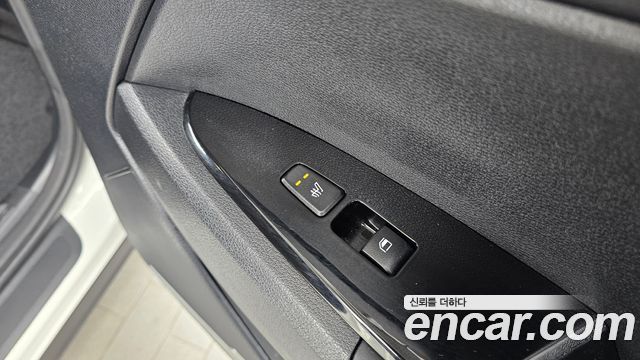 Kia Sportage 2022 — photo 18