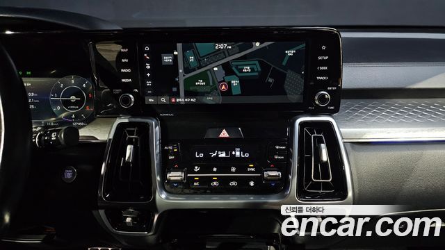 Kia Sorento 2022 — photo 16