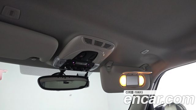 Mini Cooper 2023 — photo 25