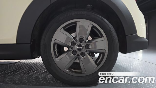 Mini Cooper 2023 — photo 7