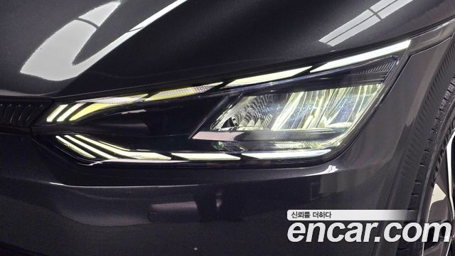 Kia EV6 2024 — photo 8