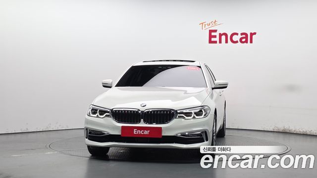 BMW 5-Series 2020 — photo 3