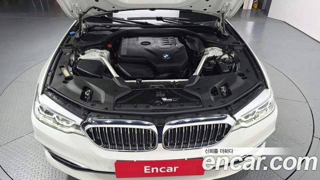 BMW 5-Series 2020 — photo 6