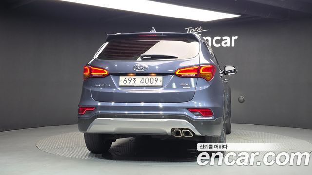 Hyundai Santafe 2017 — photo 4