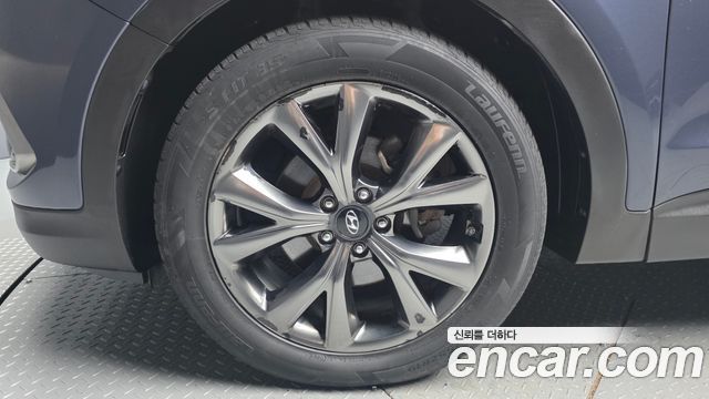 Hyundai Santafe 2017 — photo 5