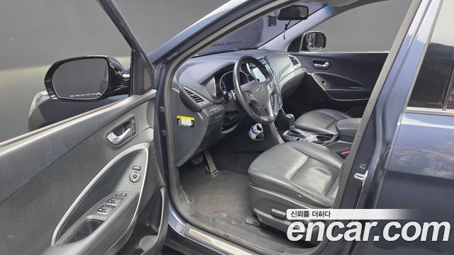 Hyundai Santafe 2017 — photo 10