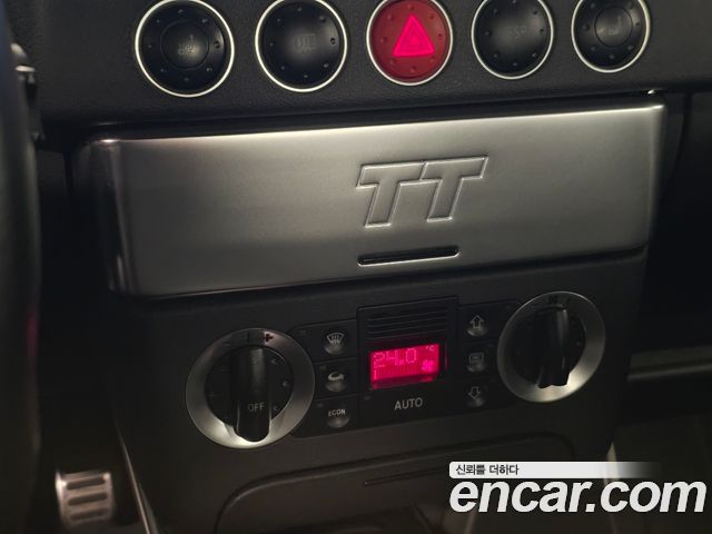 Audi TT 2006 — photo 11