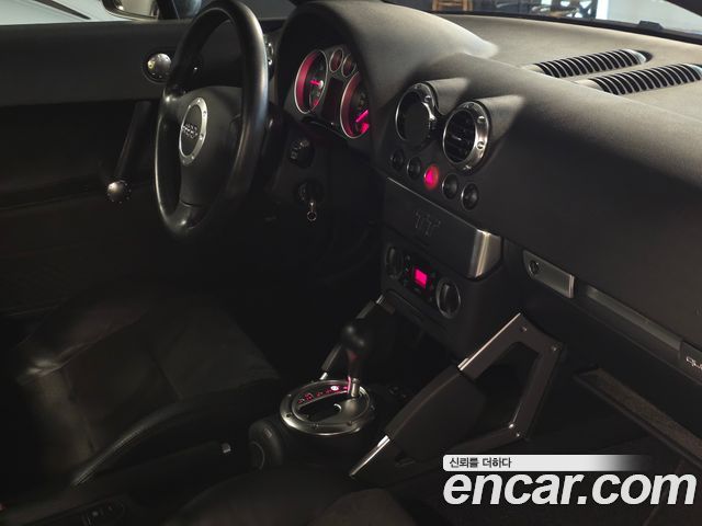 Audi TT 2006 — photo 16