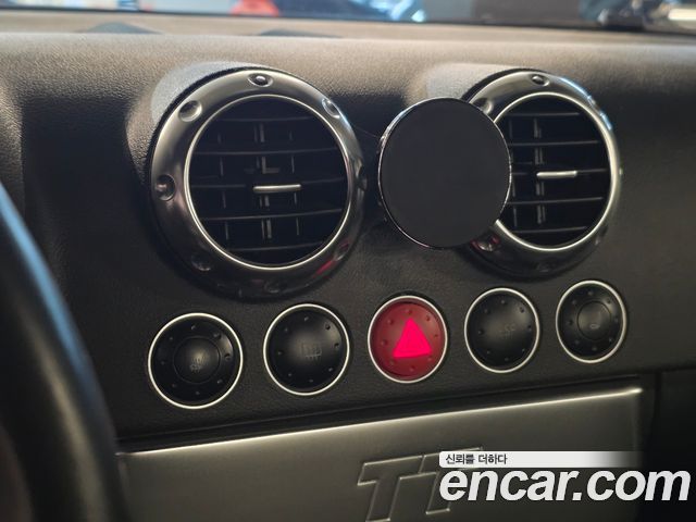 Audi TT 2006 — photo 20
