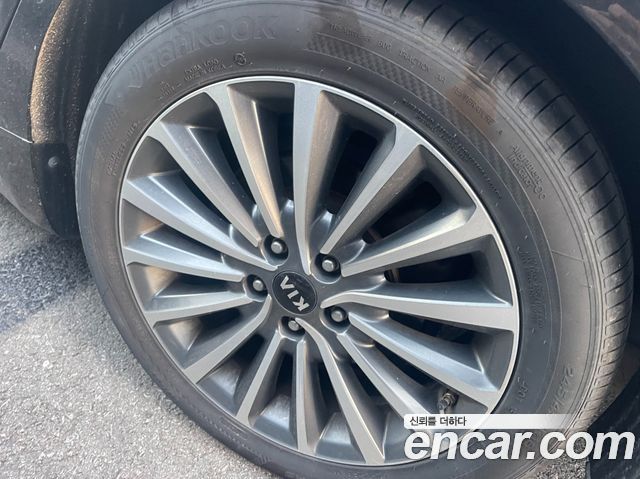 Kia K7 2017 — photo 15