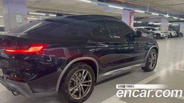 BMW X4 2021 — photo 2