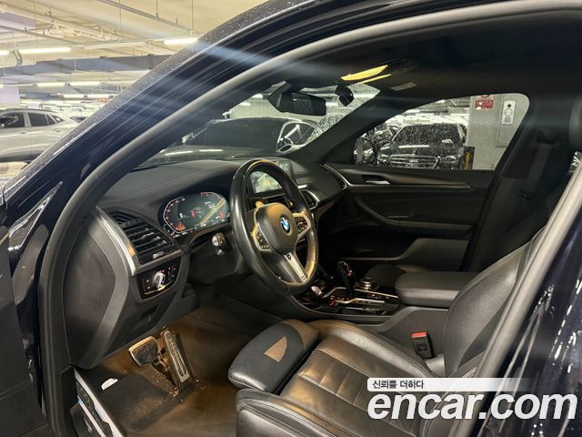 BMW X4 2021 — photo 9