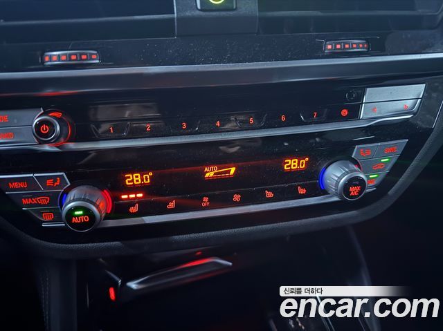 BMW X4 2021 — photo 12