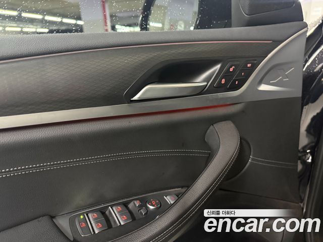 BMW X4 2021 — photo 16