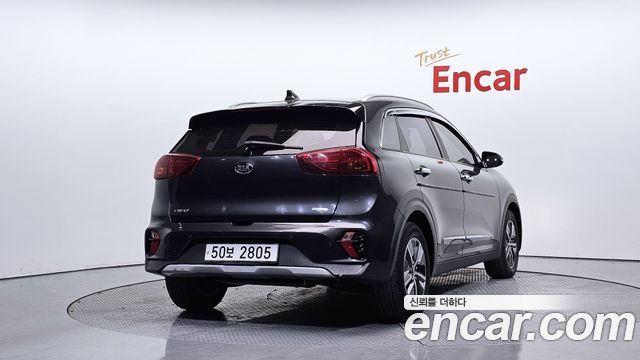 Kia Niro 2020 — photo 2