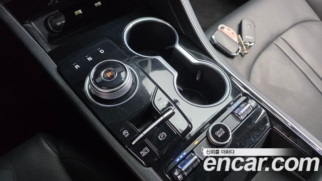 Kia K5 2022 — photo 9