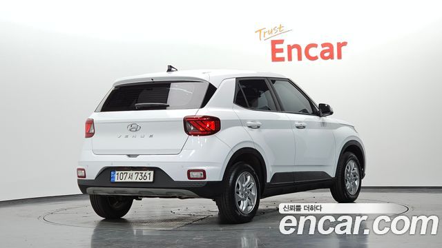 Hyundai Venue 2020 — photo 2