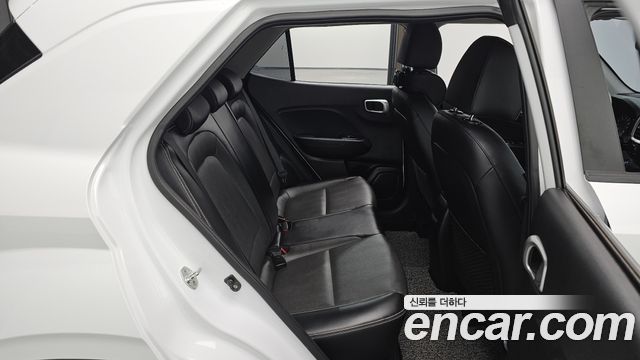 Hyundai Venue 2020 — photo 11