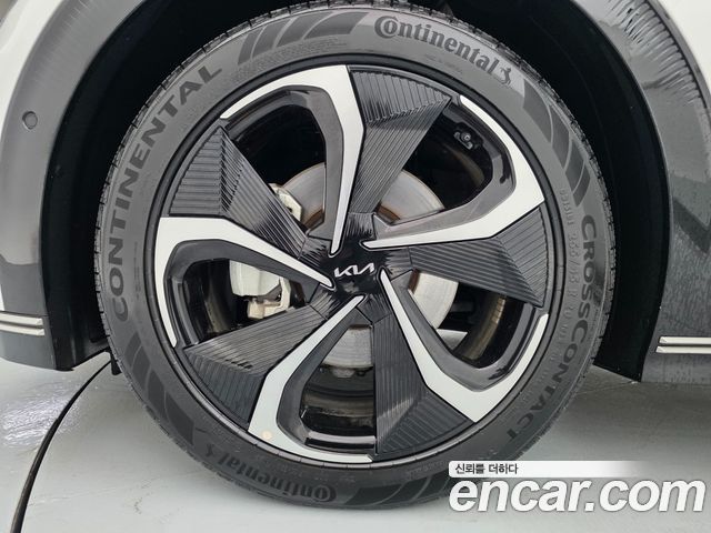 Kia EV6 2022 — photo 20
