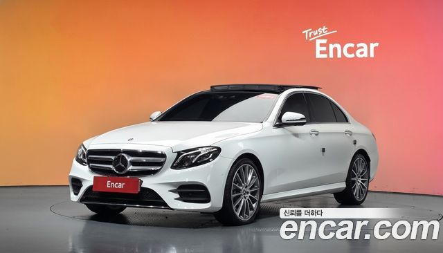 Mercedes-Benz E-Class 2020 — photo 1