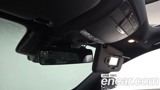 Mercedes-Benz E-Class 2020 — photo 33